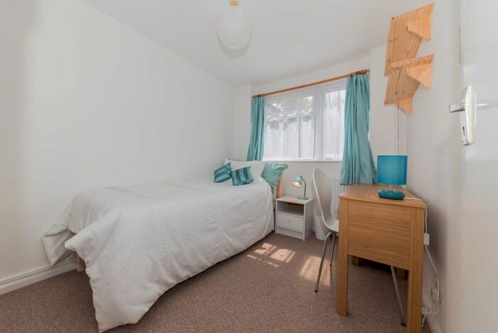 4 Bedroom Property To Rent In Rhodaus Close, Canterbury, CT1