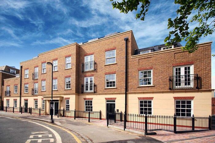 1 Bedroom Flat To Rent In Regent Terrace, Rita Road, London, SW8