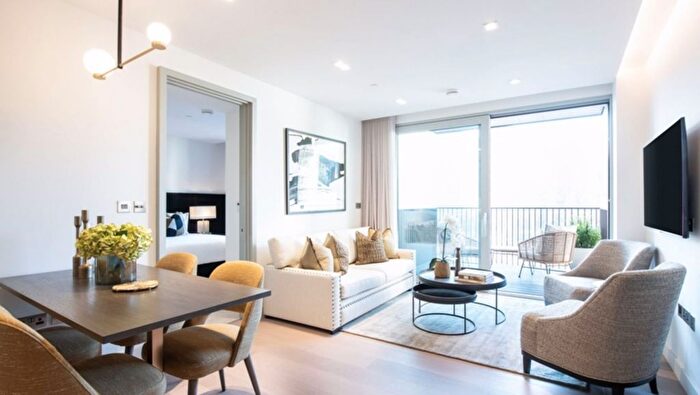 2 Bedroom Flat To Rent In Garrett Mansions, Edgware Road, W2