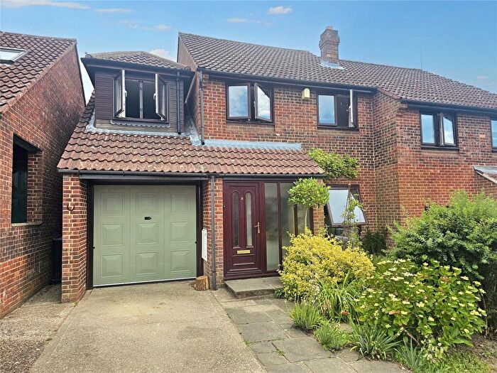 4 Bedroom Semi-Detached House For Sale In Fairfield Rise, Petworth, West Sussex, GU28