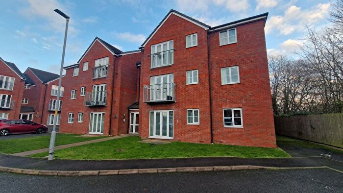 2 Bedroom Flat To Rent In Pendlebury Close, Walsall, West Midlands, WS2