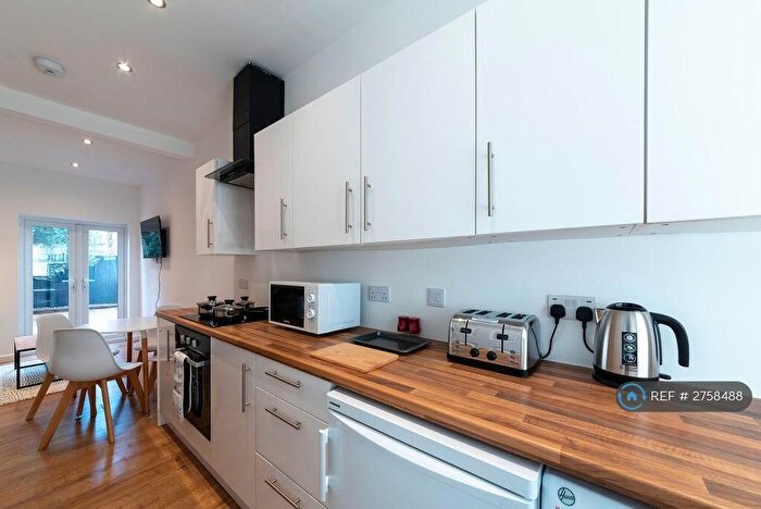 3 Bedroom End Of Terrace House To Rent In Exchange Road, West Bridgford, Nottingham, NG2