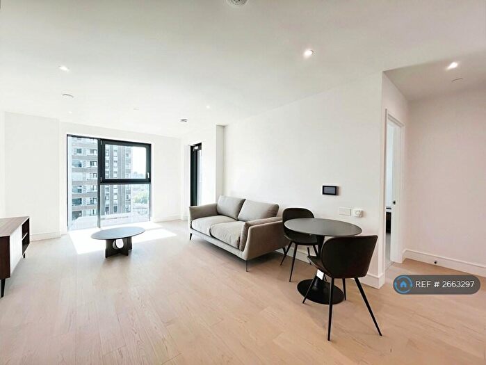 1 Bedroom Flat To Rent In Hewson Way, London, SE17