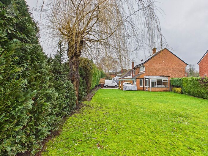 3 Bedroom Detached House For Sale In Kelstern Close, Nottingham, Nottinghamshire, NG8