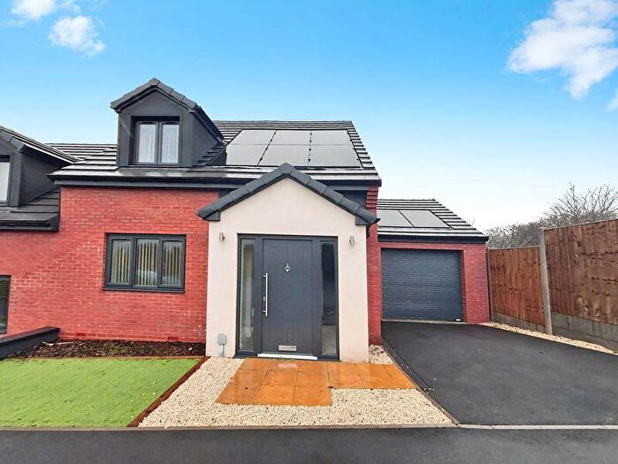 2 Bedroom Semi-Detached Bungalow For Sale In Maryvale Rise, Great Barr, Birmingham., B44