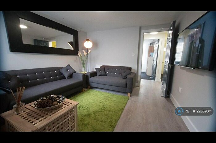 6 Bedroom Terraced House To Rent In Albert Edward Road, Liverpool, L7