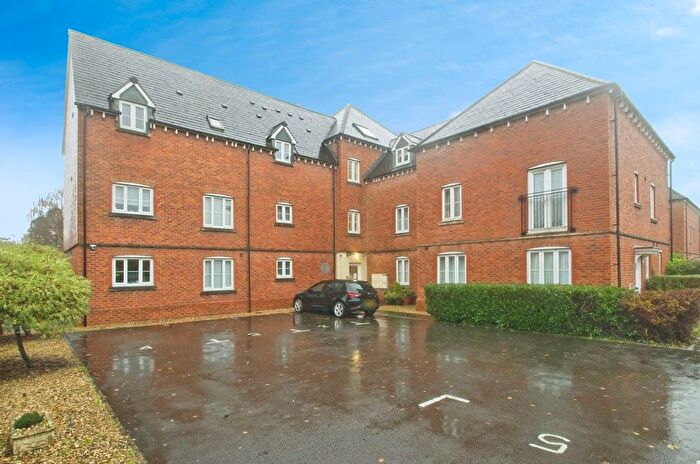 1 Bedroom Flat For Sale In Jamaica Grove, Newport, Gwent, NP10