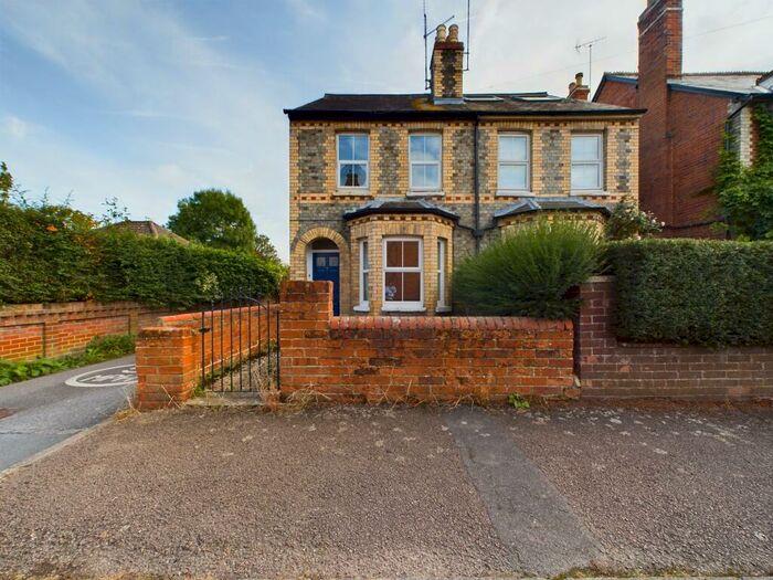 3 Bedroom Semi-Detached House To Rent In Thames Avenue, Pangbourne, RG8