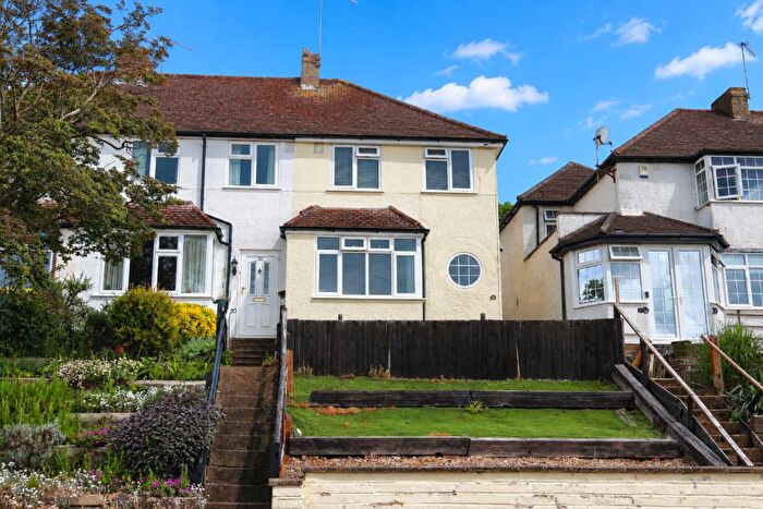 3 Bedroom End Of Terrace House To Rent In Sunnyhill Road, Boxmoor, Hemel Hempstead, Hertfordshire, HP1