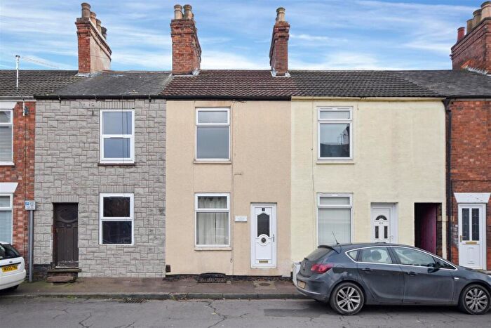 3 Bedroom Terraced House For Sale In William Street, Newark, NG24