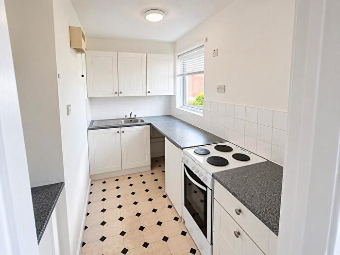 Flat To Rent In Longham Copse, Downswood, ME15