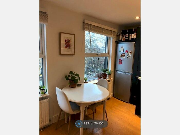 1 Bedroom Flat To Rent In New Cross Road, London, SE14