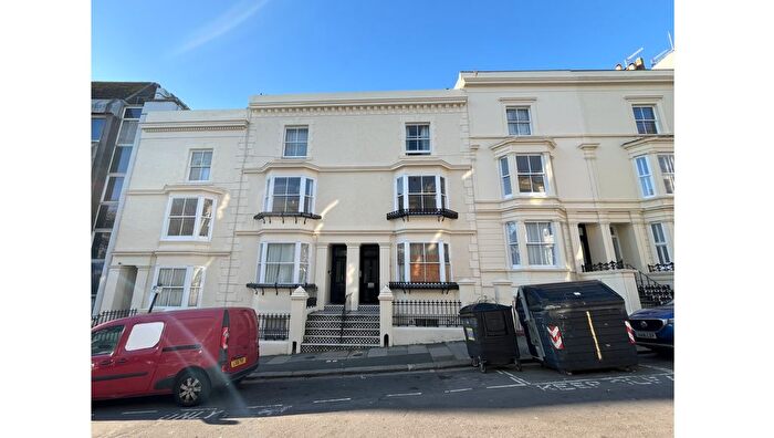 1 Bedroom Flat For Sale In Flat York Road, Hove, East Sussex, BN3