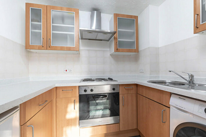 1 Bedroom Flat To Rent In Old Station Drive, Cheltenham, GL53