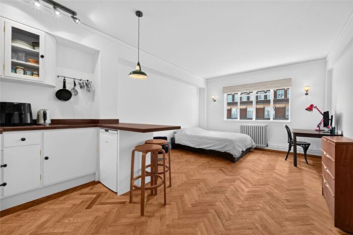 Studio To Rent In Woburn Place, Bloomsbury, London, WC1H