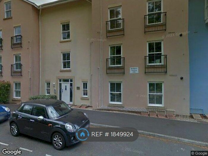 1 Bedroom Flat To Rent In Winton Close, Winchester, SO22