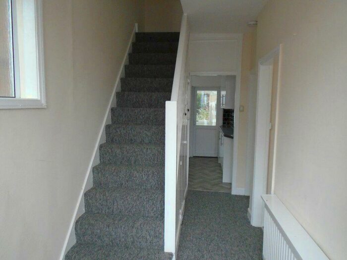 3 Bedroom House To Rent In Gibbins Road, B29