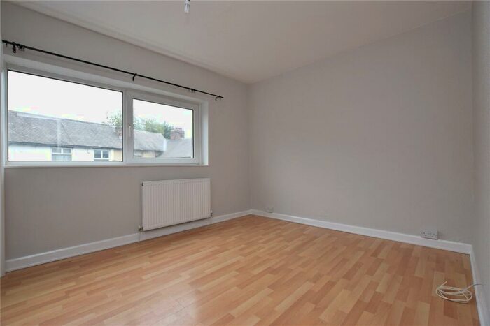 1 Bedroom Apartment To Rent In Allerton Hill, Chapel Allerton, Leeds, LS7