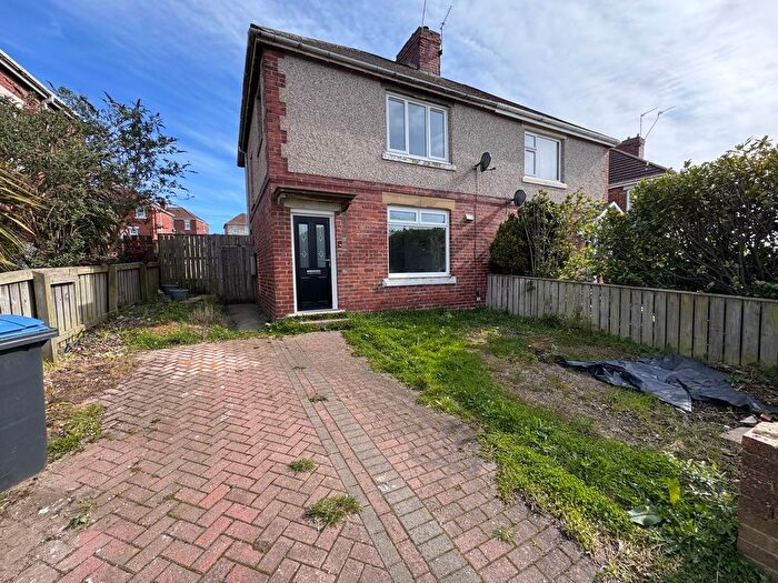 3 Bedroom Semi-Detached House To Rent In Palm Terrace, Stanley, DH9