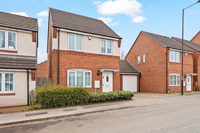 3 Bedroom Link Detached House For Sale In Carr House Road, Hyde Park, Doncaster, South Yorkshire, DN4