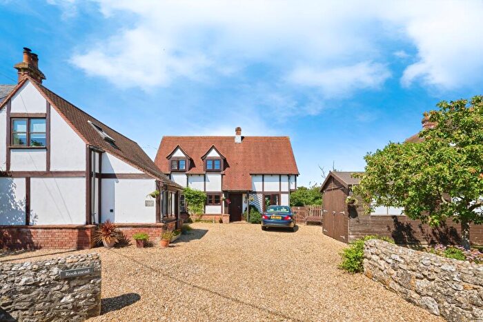 4 Bedroom Detached House For Sale In Main Road, Wellow, Yarmouth, Isle Of Wight, PO41