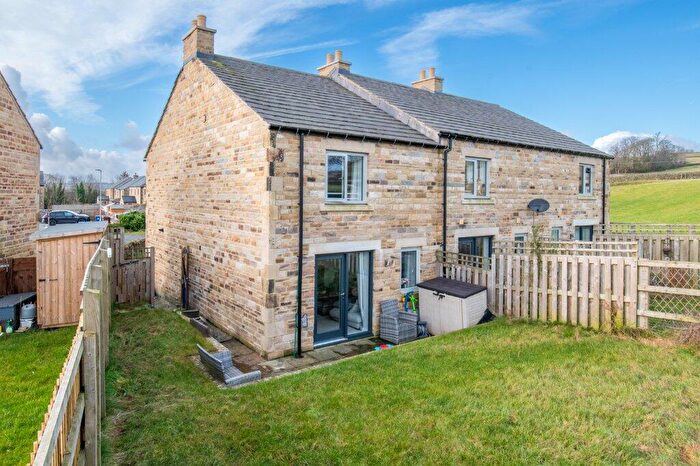 3 Bedroom End Of Terrace House For Sale In Hill Croft, Long Preston, Skipton, North Yorkshire, BD23