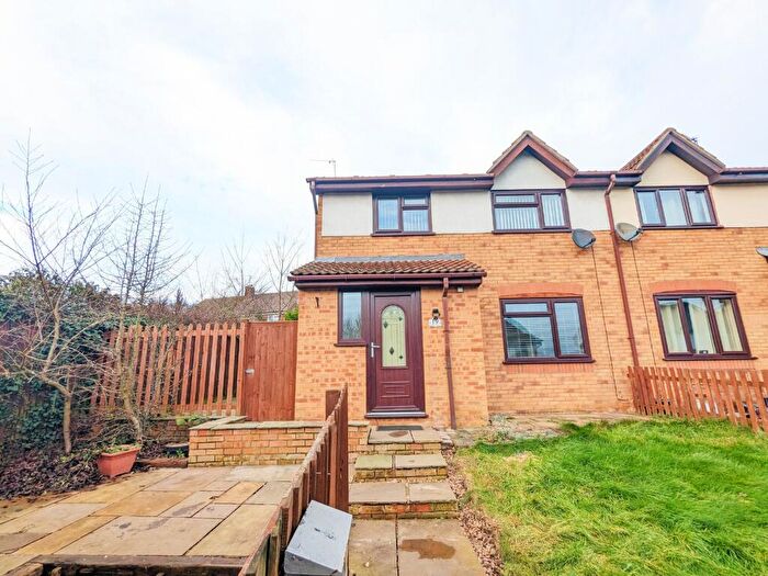 2 Bedroom Town House To Rent In The Chase, Ropsley, NG33