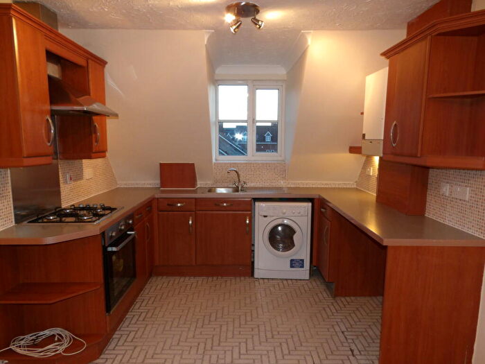 2 Bedroom Apartment To Rent In Rumbush Lane, Dickens Heath, B90