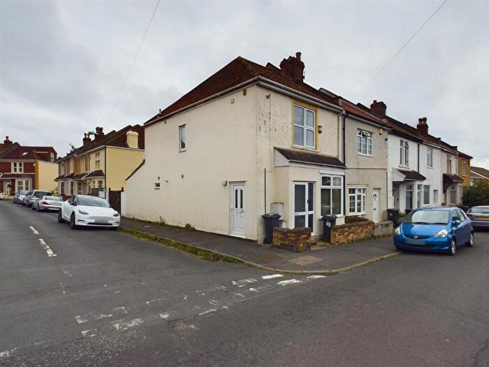 1 Bedroom Flat To Rent In Nicholas Lane, St George, BS5