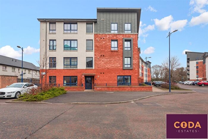 2 Bedroom Flat For Sale In Hunterscraig Drive, Oatlands, Glasgow, G5