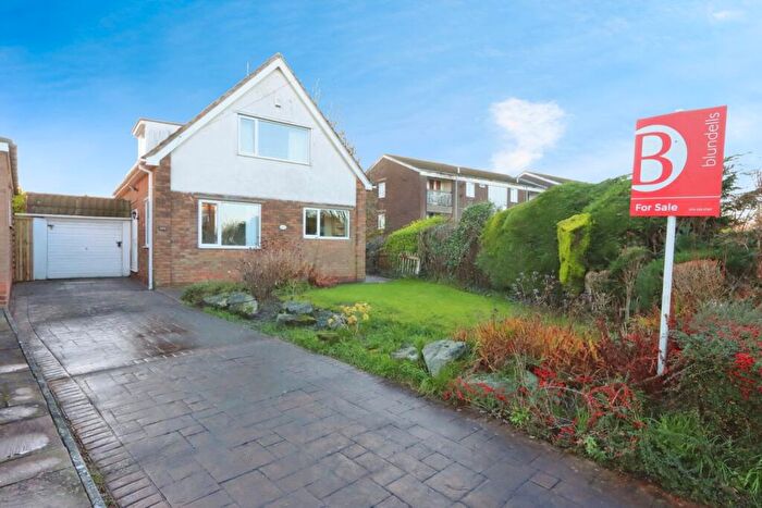 2 Bedroom Detached House For Sale In Gleadless Road, Sheffield, South Yorkshire, S12