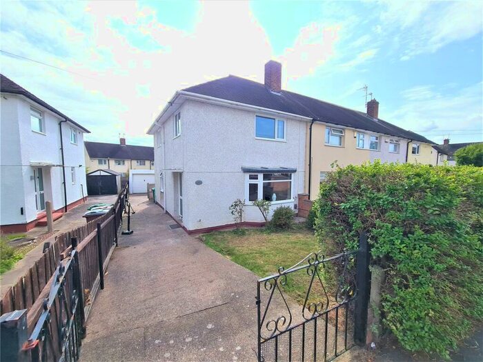 3 Bedroom End Of Terrace House To Rent In Clarewood Grove, Nottingham, Nottinghamshire, NG11