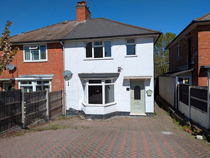 3 Bedroom Semi-Detached House For Sale In Lockton Road, Stirchley, Birmingham, B30