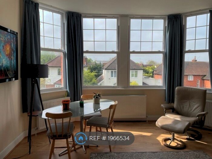 2 Bedroom Flat To Rent In St. Mary's Avenue, London, N3