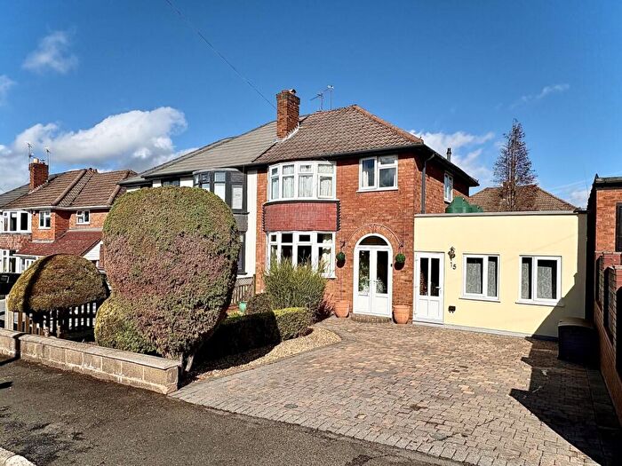 3 Bedroom Semi Detached House For Sale In Southview Road, Sedgley, DY3