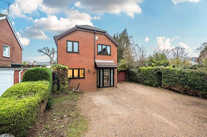 4 Bedroom Detached House For Sale In Painswick Close, Sarisbury Green, Hampshire, SO31
