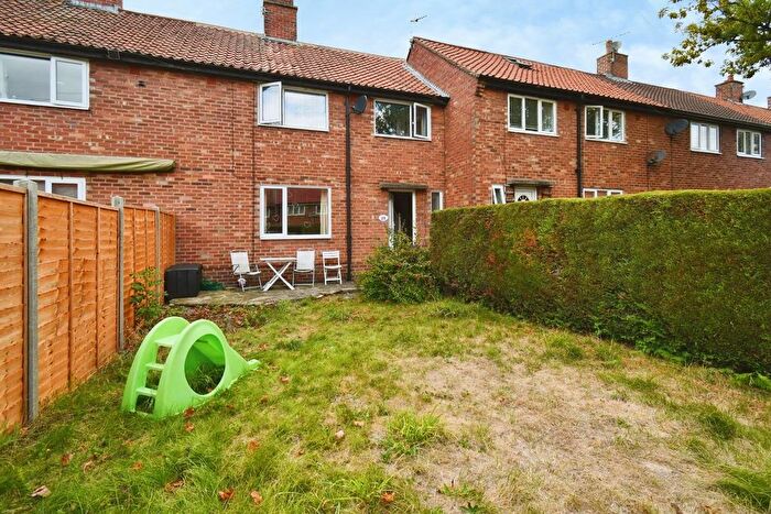 3 Bedroom Terraced House For Sale In Lime Walk, Ripon, HG4
