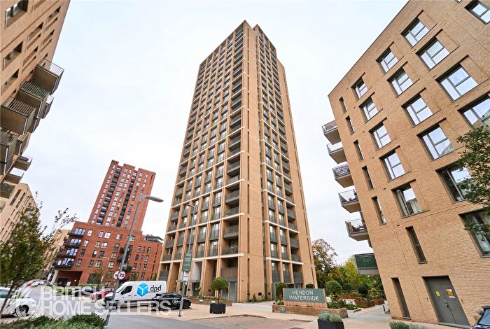 2 Bedroom Flat For Sale In Moorhen Drive, London, NW9