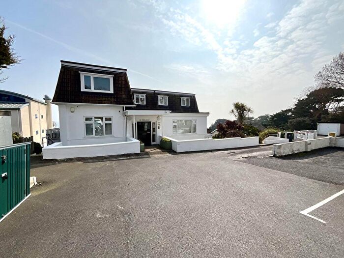 2 Bedroom Flat For Sale In Boscombe Spa Road, Bournemouth, BH5