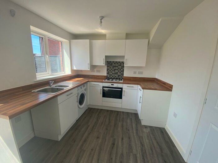 3 Bedroom Semi-Detached House To Rent In Mosquito End, Hayward Village, BS24