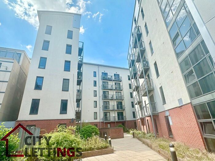 2 Bedroom Apartment To Rent In Park West, Canning Circus, NG7