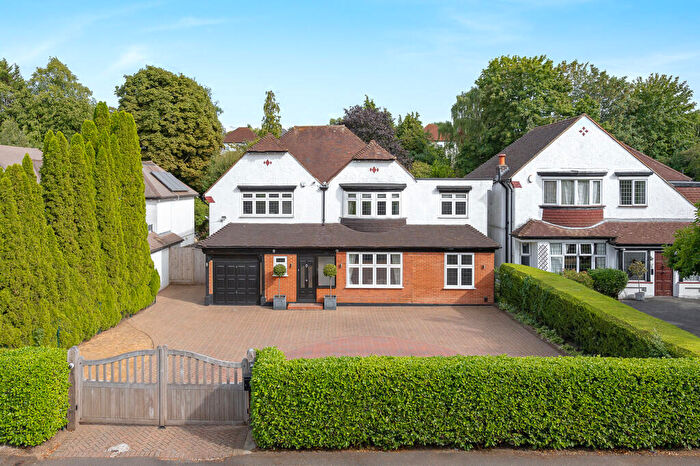 5 Bedroom Detached House For Sale In West Purley, Surrey, CR8