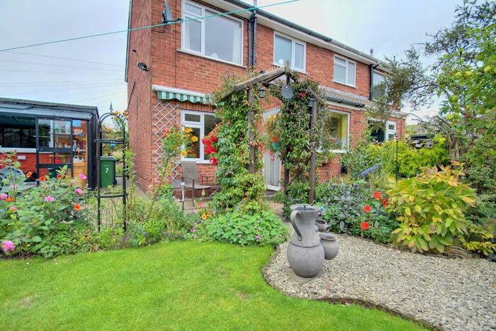 3 Bedroom House To Rent In Creyke Close, Cottingham, HU16
