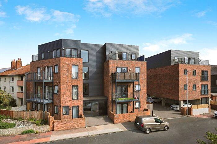 1 Bedroom Flat For Sale In Langney Road, Eastbourne, BN22