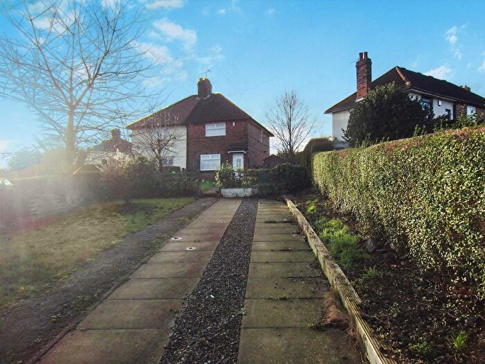 2 Bedroom Semi-Detached House To Rent In Rookwood Crescent, Leeds, LS9