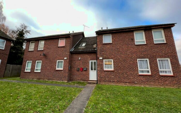 Apartment To Rent In Longham Copse, Downswood, Maidstone, Kent, ME15