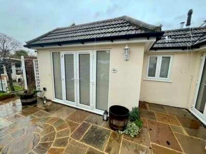 1 Bedroom Semi-Detached Bungalow To Rent In The Annexe, Howard Road, Great Bookham, KT23