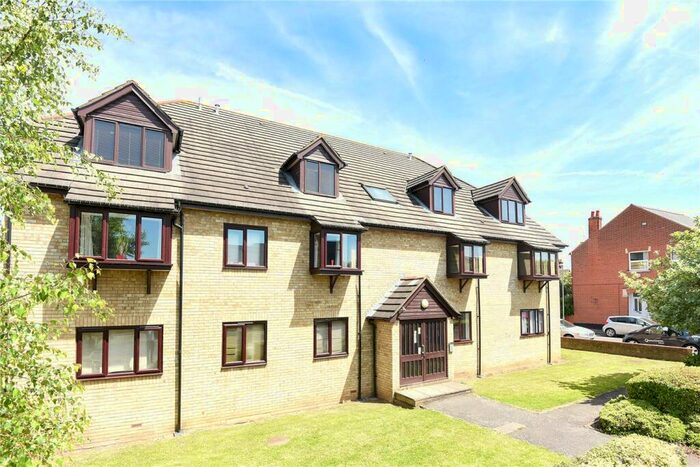 1 Bedroom Apartment To Rent In Bond Road, Surbiton, KT6