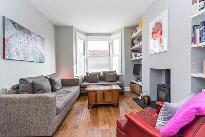 4 Bedroom Terraced House To Rent In Northcote Road, Harlesden, London, NW10