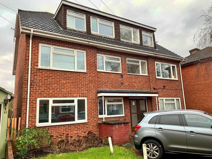 1 Bedroom Flat To Rent In Kent Road, Southampton, SO17